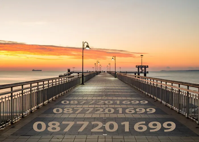 One Bedroom - Great Location Apartman *