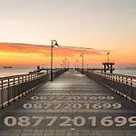 One Bedroom - Great Location Apartment *