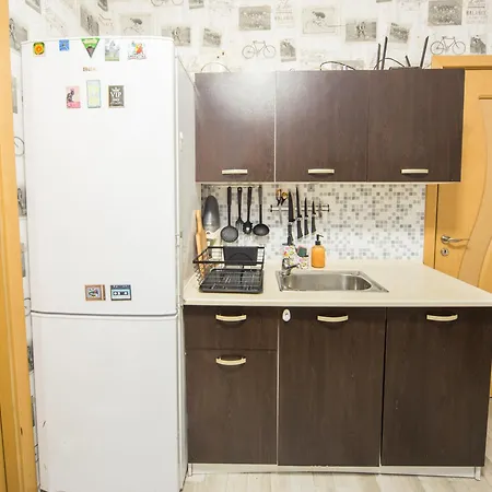 One Bedroom - Great Location דירה
