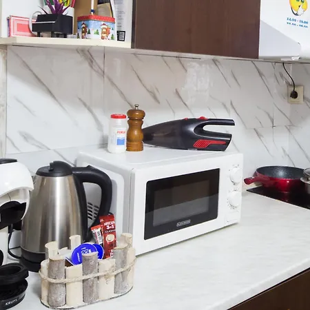 Great Central Location - Apartment With 2 Bedrooms Бургас