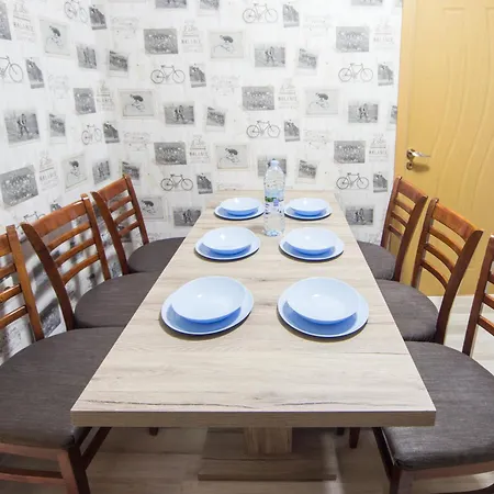 Great Location - With 2 Bedrooms *